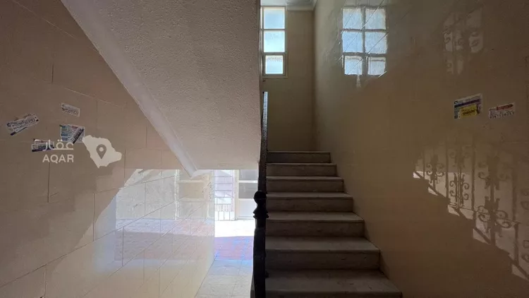 عمارة للبيع في شارع البراق, حي العقربية, مدينة الخبر, المنطقة الشرقية صورة 5