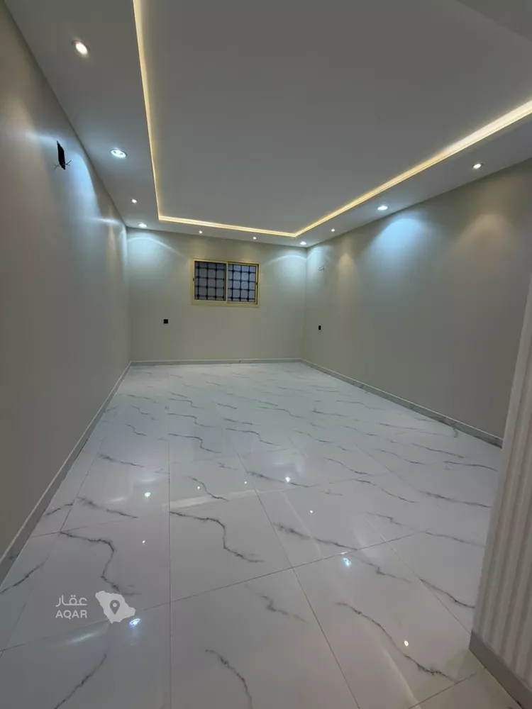 Floor for Rent in Riyadh Al Mahdiyah 6