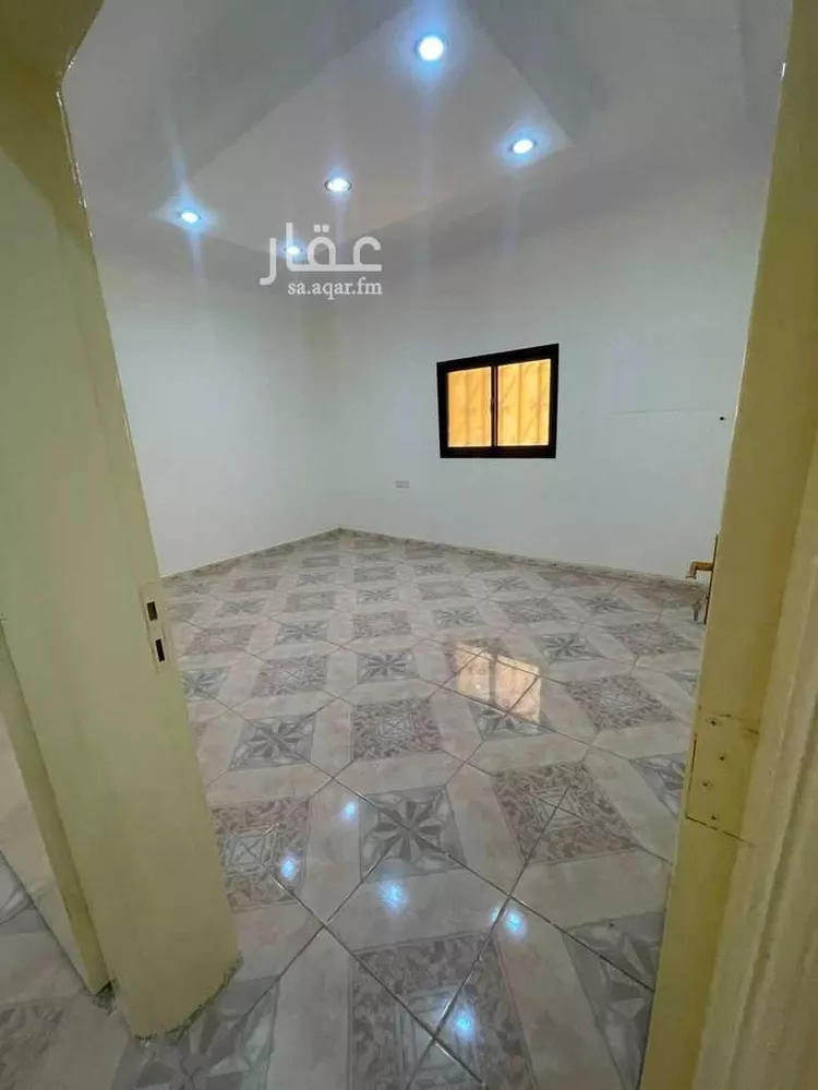 Building for Rent in Riyadh Al Malaz صورة 3