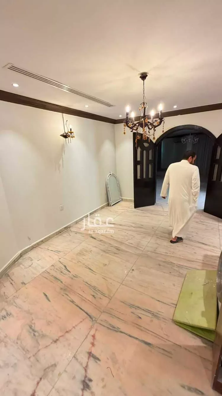 فيلا للإيجار في شارع ابي العباس اللخمي, حي المحمدية, مدينة الرياض, منطقة الرياض 21