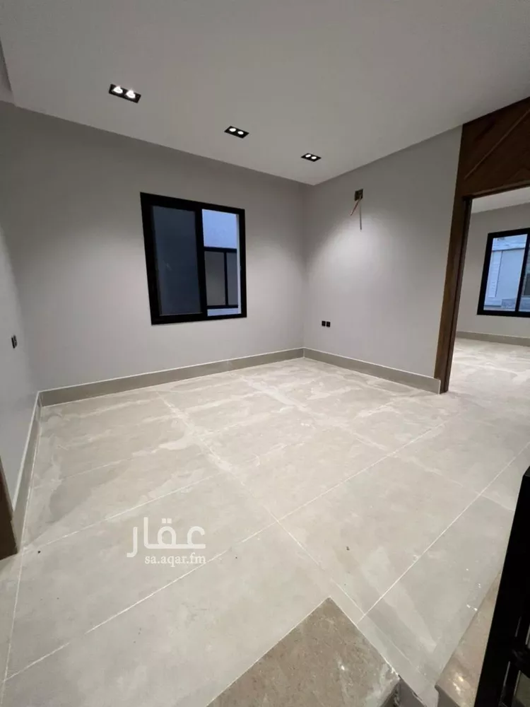 فيلا للبيع في شارع حسين الأبريقي, حي عكاظ, مدينة الرياض, منطقة الرياض صورة 4