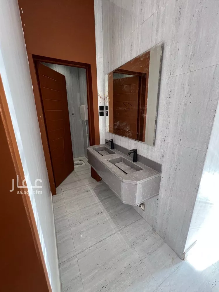 دور للبيع في شارع نجم الدين الايوبي, حي طويق, مدينة الرياض, منطقة الرياض صورة 4