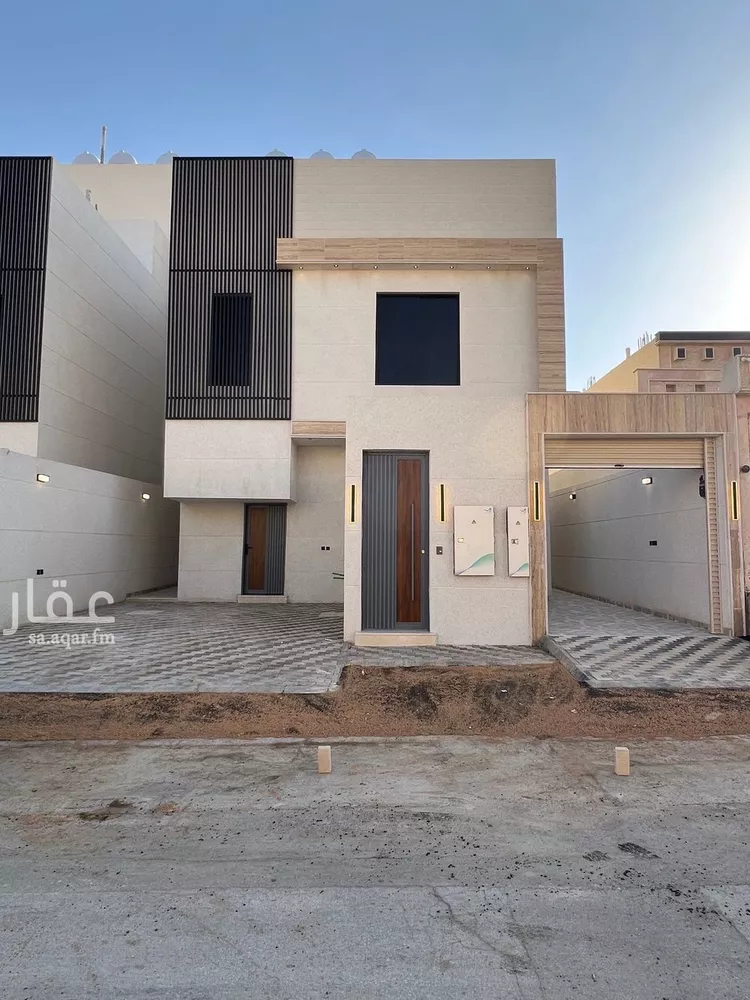 دور للبيع في شارع حسن بن عبدالوهاب, حي طويق, مدينة الرياض, منطقة الرياض