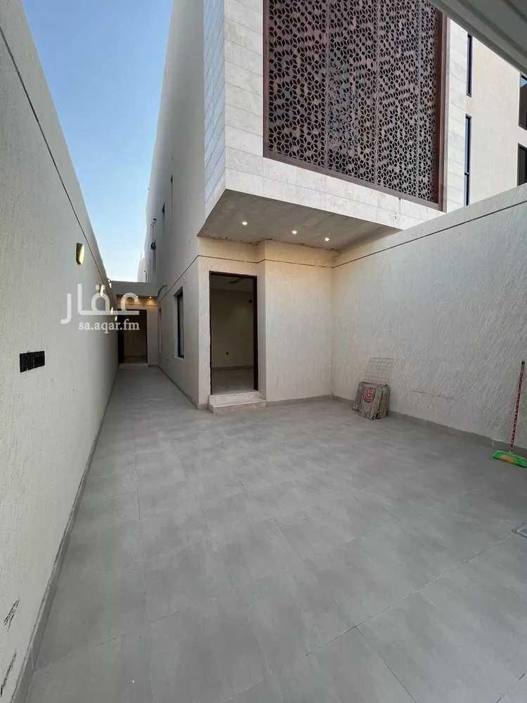 دور للبيع في شارع النقال, حي طويق, مدينة الرياض, منطقة الرياض 7