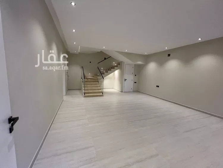 فيلا للبيع في شارع الكدادية, حي الحزم, مدينة الرياض, منطقة الرياض صورة 4