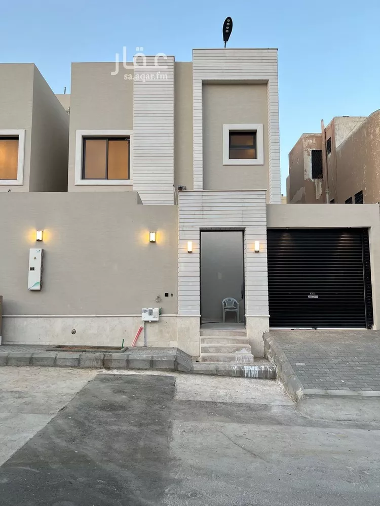 Villa for Sale in Riyadh Al Uraija Al Gharbiyah