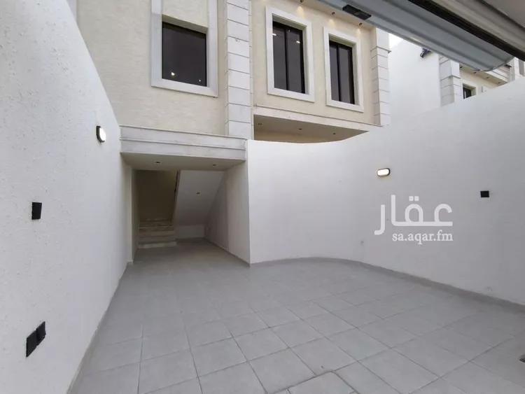 دور للبيع في شارع حسين بن صديق دحلان, حي عكاظ, مدينة الرياض, منطقة الرياض صورة 3