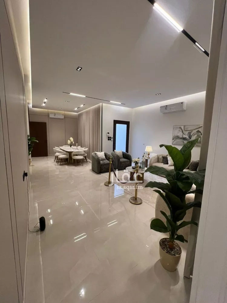 دور للبيع في شارع أبان بن صالح, حي عكاظ, مدينة الرياض, منطقة الرياض صورة 3