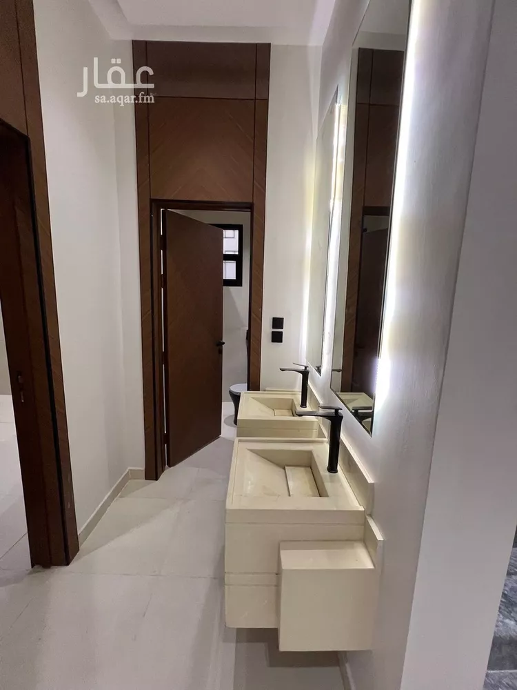 Villa for Sale in Riyadh Tuwaiq 6