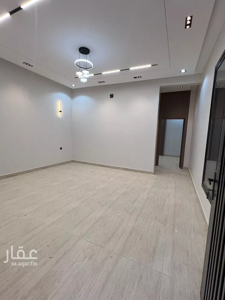 Floor for Sale in Riyadh Tuwaiq صورة 4