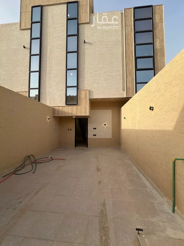 فيلا للبيع في شارع عبيدالله الهذلي, حي عكاظ, مدينة الرياض, منطقة الرياض 8