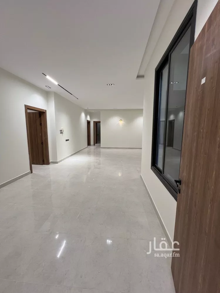 Floor for Sale in Riyadh Tuwaiq 10