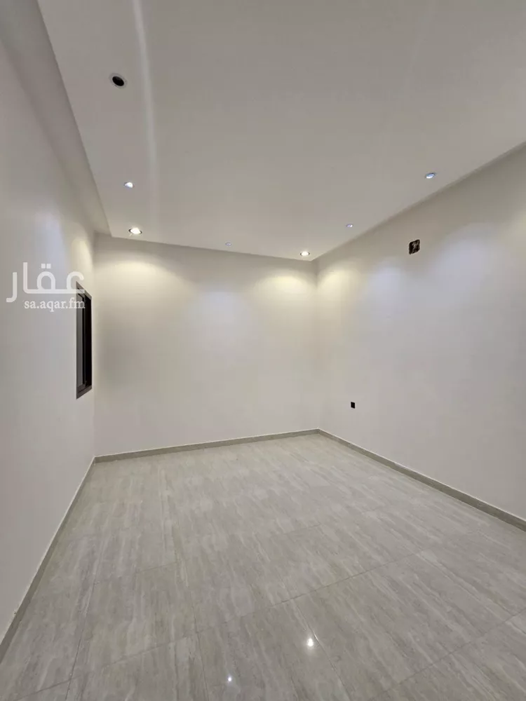 Floor for Sale in Riyadh Tuwaiq صورة 2