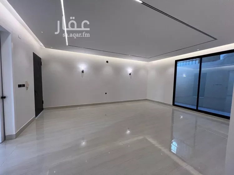 Villa for Sale in Riyadh Tuwaiq 7