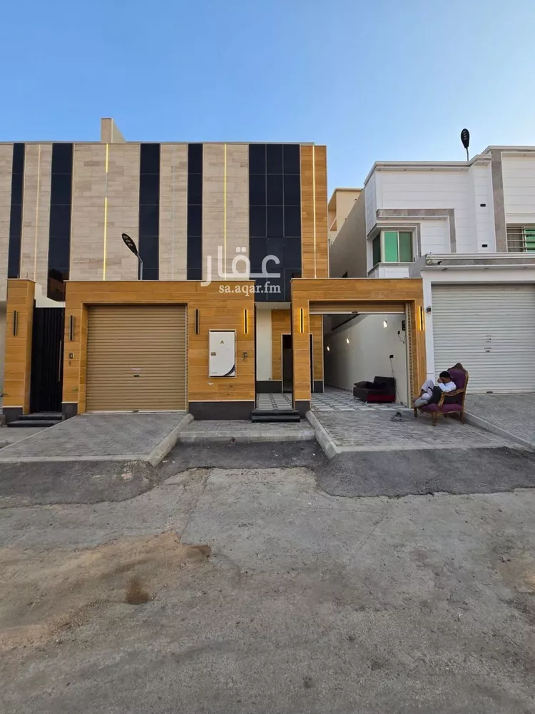 Floor for Sale in Riyadh Tuwaiq