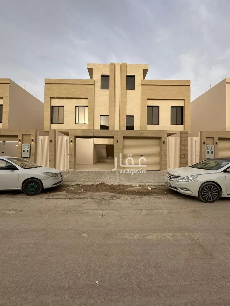 دور للبيع في شارع أحمد بن محمد القطيعي, حي عكاظ, مدينة الرياض, منطقة الرياض