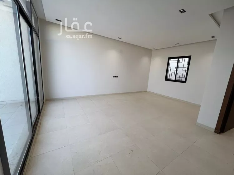 Villa for Sale in Riyadh Tuwaiq 10