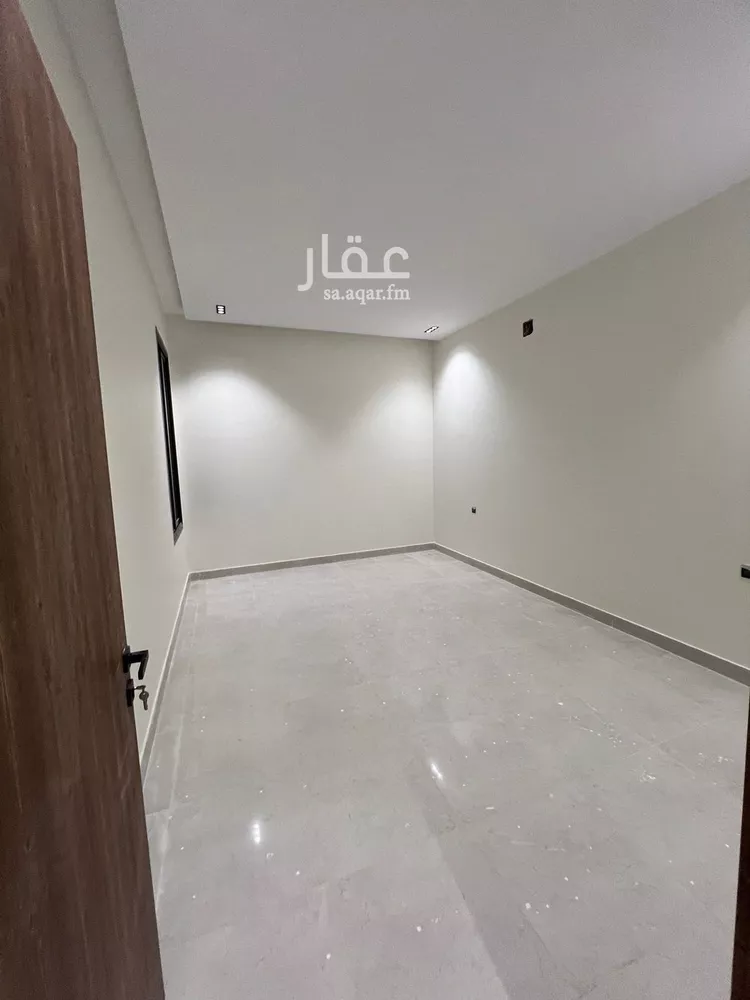 Floor for Sale in Riyadh Tuwaiq 9