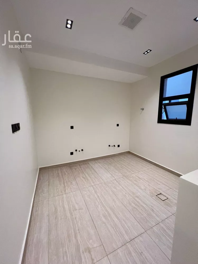 دور للبيع في شارع الدكنة, حي السويدي, مدينة الرياض, منطقة الرياض 9
