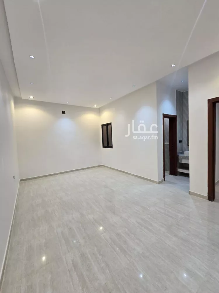دور للبيع في شارع نجم الدين الايوبي, حي طويق, مدينة الرياض, منطقة الرياض 10