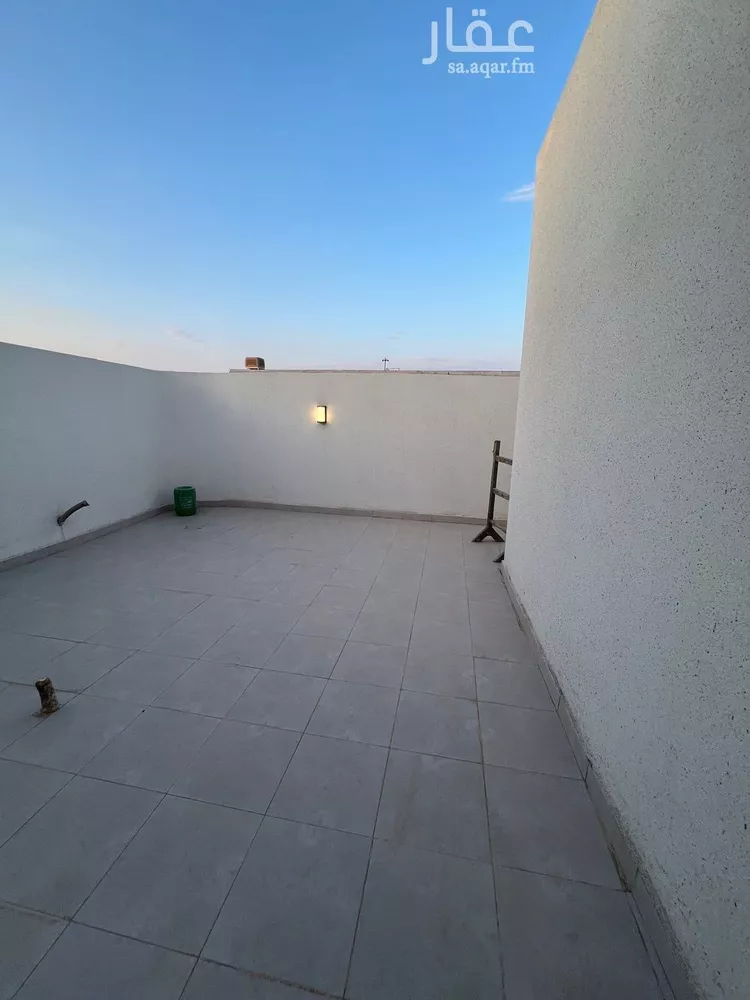 دور للبيع في شارع الدكنة, حي السويدي, مدينة الرياض, منطقة الرياض 11