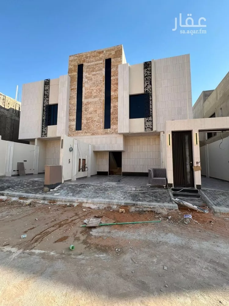 Floor for Sale in Riyadh Tuwaiq