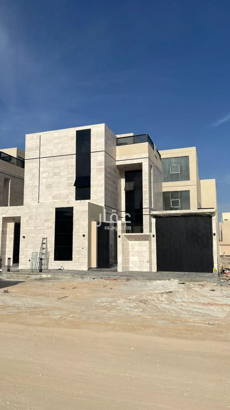 فيلا للبيع في شارع عبداللطيف بن المبارك, حي المهدية, مدينة الرياض, منطقة الرياض