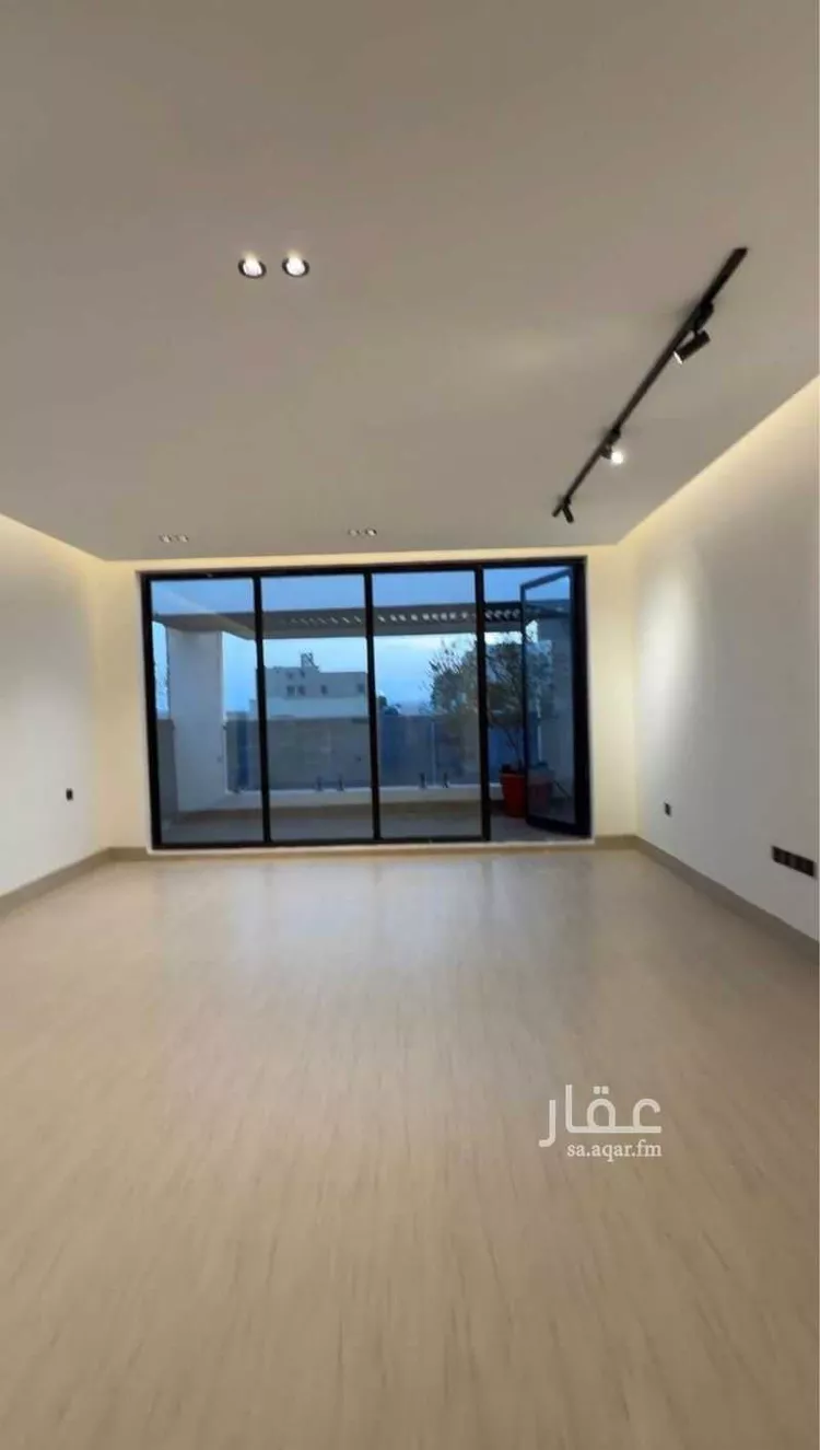 فيلا للبيع في شارع عبدالجبار بن الورد, حي المهدية, مدينة الرياض, منطقة الرياض صورة 4
