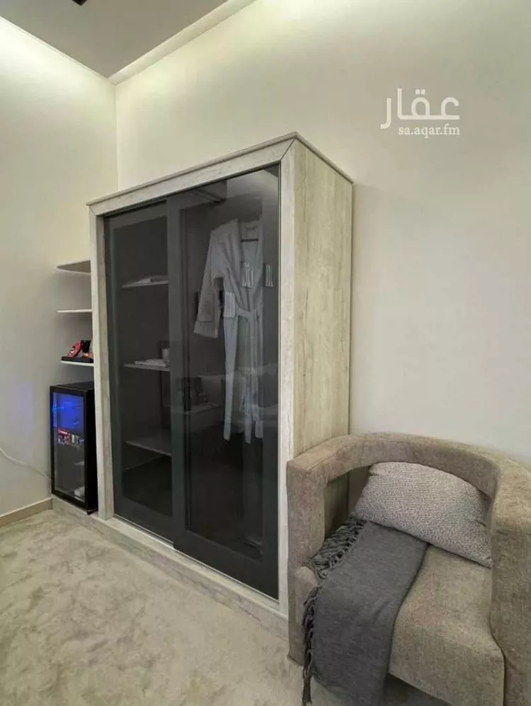 عمارة للبيع في شارع جبل الدخان, حي ظهرة لبن, مدينة الرياض, منطقة الرياض 7