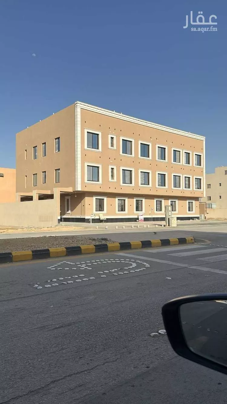 عمارة للبيع في شارع جبل الأرام, حي ظهرة لبن, مدينة الرياض, منطقة الرياض صورة 2