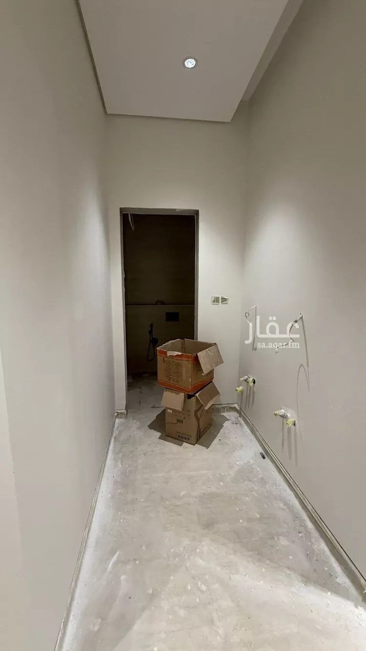 فيلا للبيع في شارع أبي زرعة الهمذاني, حي المهدية, مدينة الرياض, منطقة الرياض صورة 2