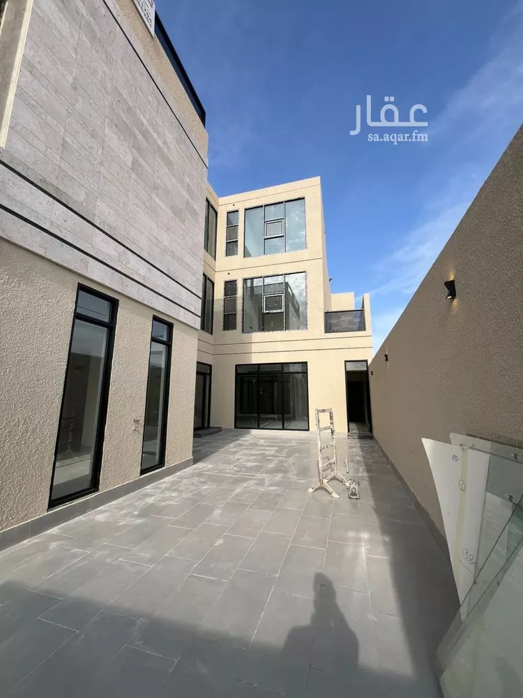 فيلا للبيع في شارع عبداللطيف بن المبارك, حي المهدية, مدينة الرياض, منطقة الرياض صورة 5