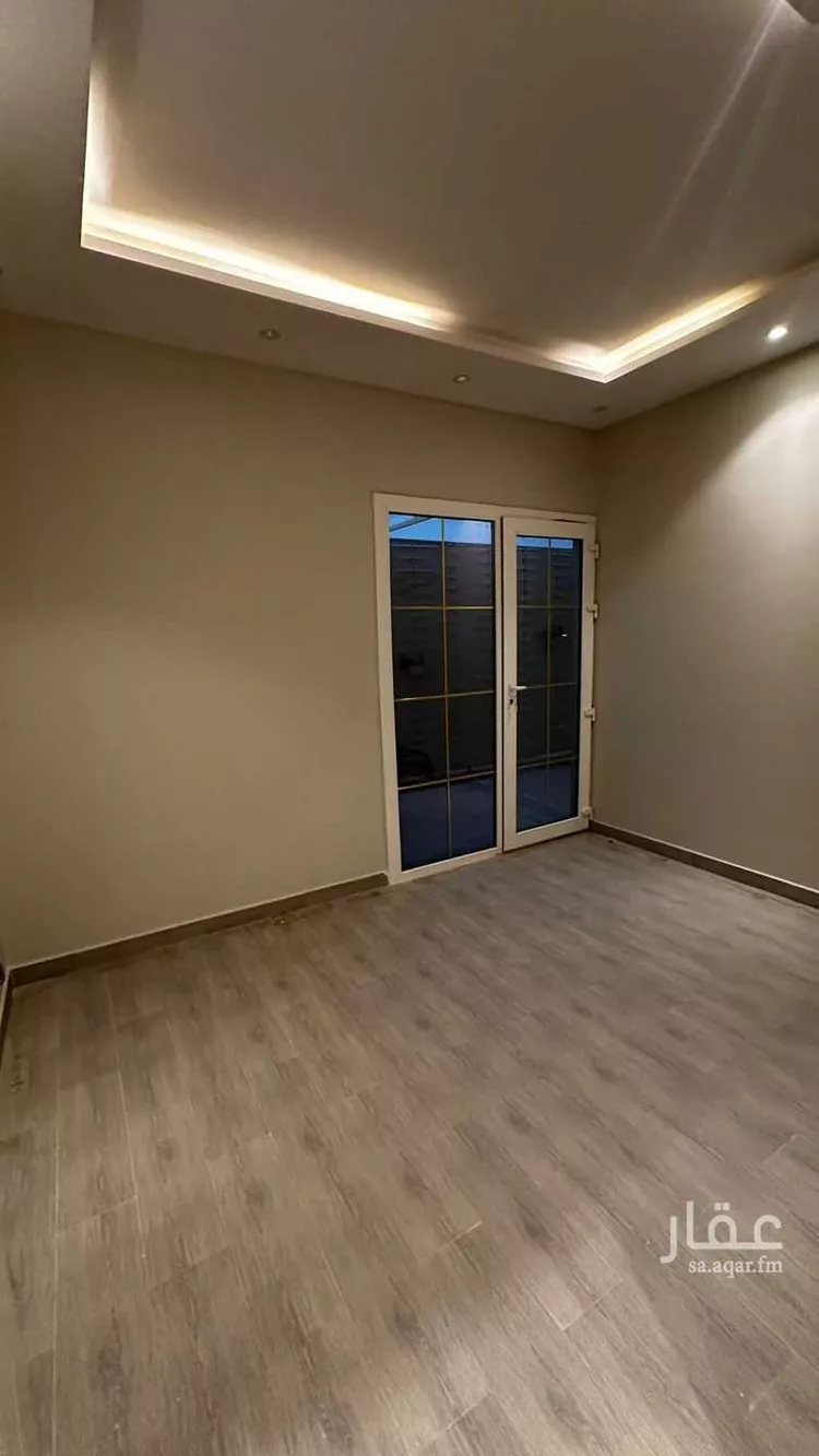فيلا للبيع في شارع الميناء, حي ظهرة لبن, مدينة الرياض, منطقة الرياض 13