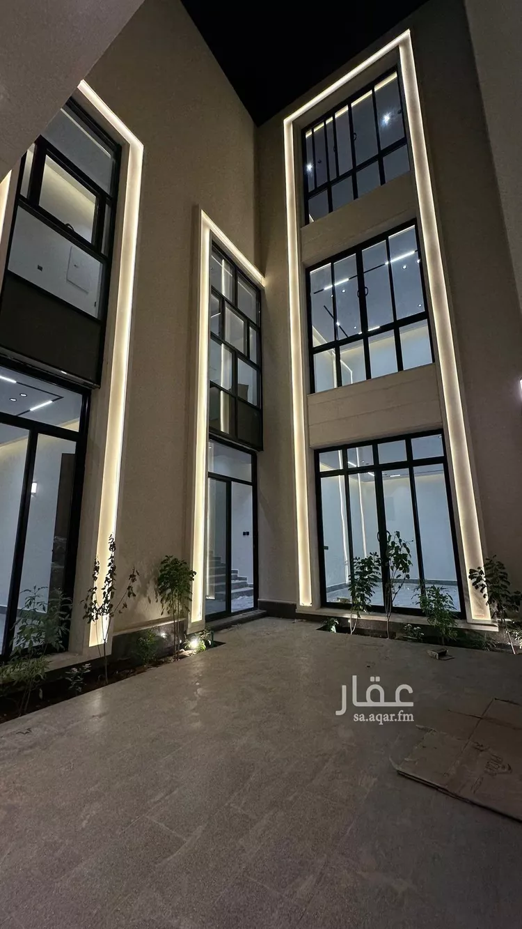 فيلا للبيع في شارع قطب الدين بن السلطان, حي المهدية, مدينة الرياض, منطقة الرياض صورة 4