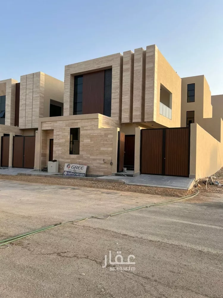 فيلا للبيع في شارع إسماعيل بن حماد, حي المهدية, مدينة الرياض, منطقة الرياض صورة 2
