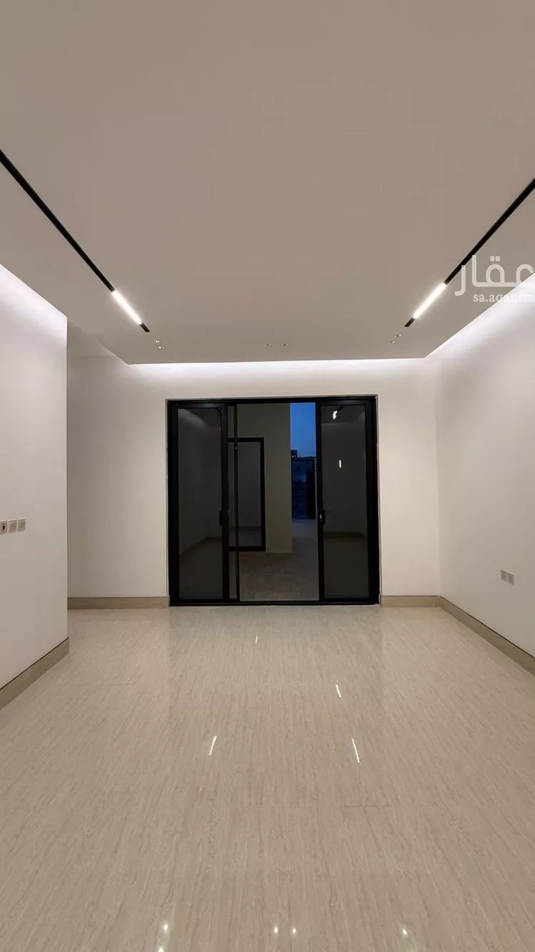 فيلا للبيع في شارع عبداللطيف بن المبارك, حي المهدية, مدينة الرياض, منطقة الرياض صورة 5