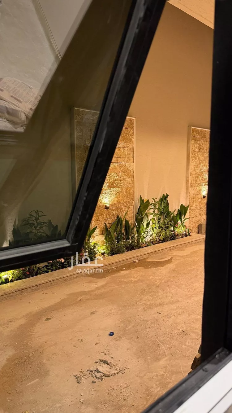 فيلا للبيع في شارع أبي زرعة الهمذاني, حي المهدية, مدينة الرياض, منطقة الرياض 18