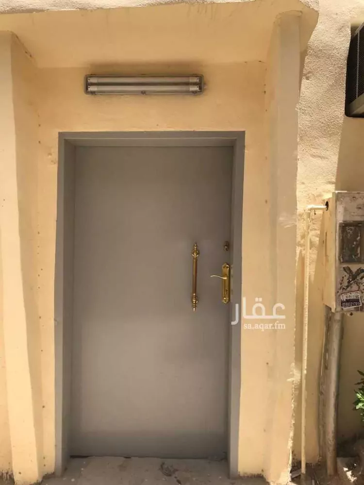 فيلا للبيع في شارع عبدالعزيز الشمري, حي الجرادية, مدينة الرياض, منطقة الرياض صورة 3