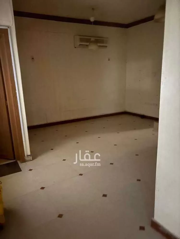 شقة للإيجار في طريق الأمير فيصل بن فهد بن عبدالعزيز ، حي الشرفية ، الرياض ، منطقة الرياض