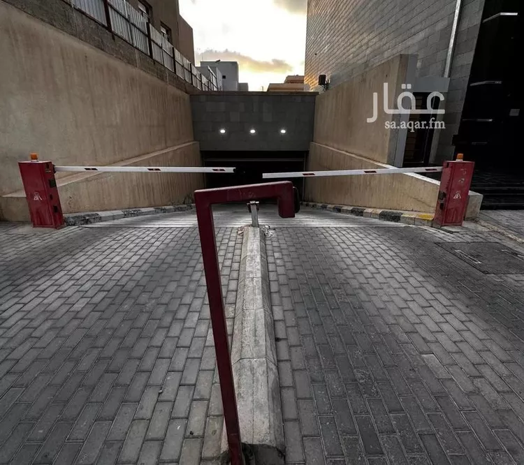 مكتب تجاري للإيجار في شارع الملك عبدالله ابن عبدالعزيز سعود, حي الملك سلمان, مدينة الرياض, منطقة الرياض صورة 3