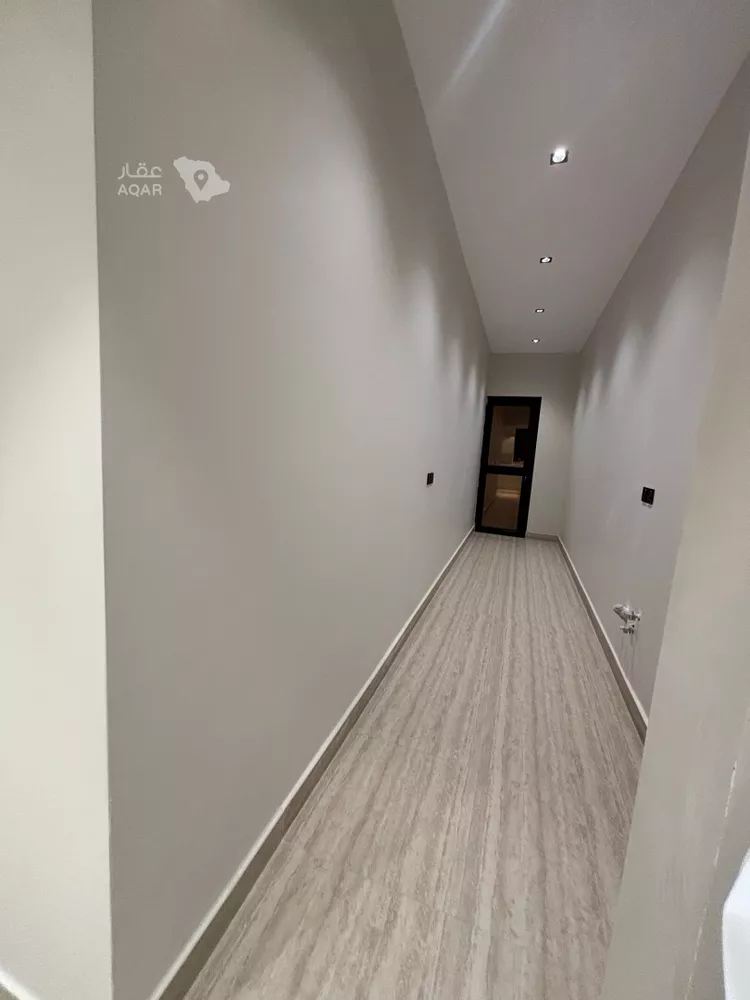 Floor for Sale in Riyadh An Narjis 16