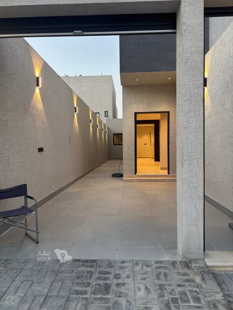 Floor for Sale in Riyadh An Narjis