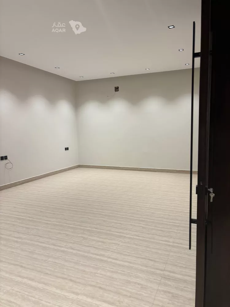 Floor for Sale in Riyadh An Narjis 3
