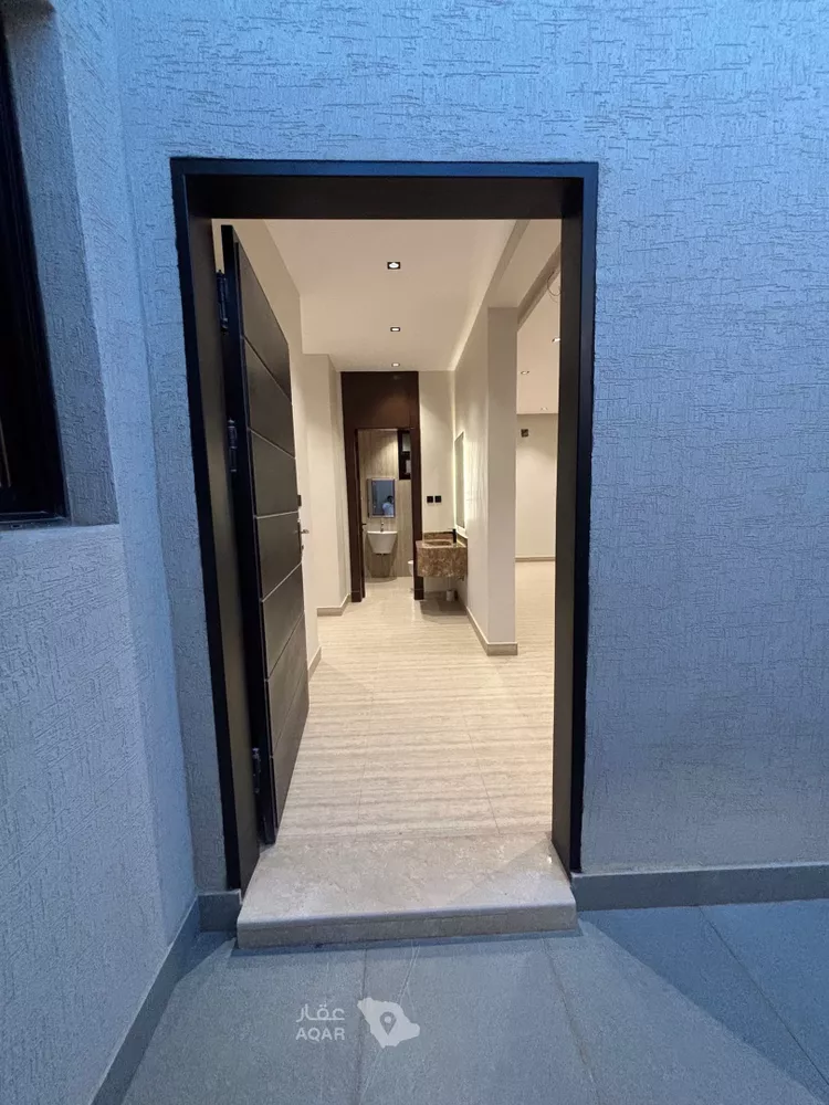 Floor for Sale in Riyadh An Narjis 2