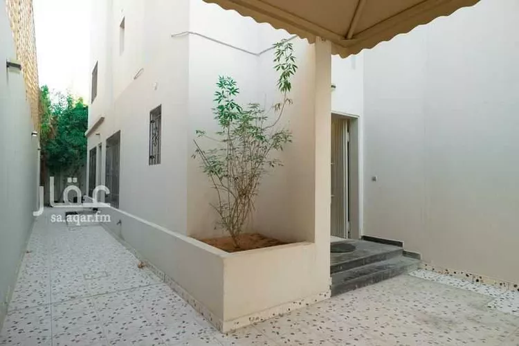فيلا للبيع في شارع عبدالكريم بن حمد, حي النرجس, مدينة الرياض, منطقة الرياض صورة 3