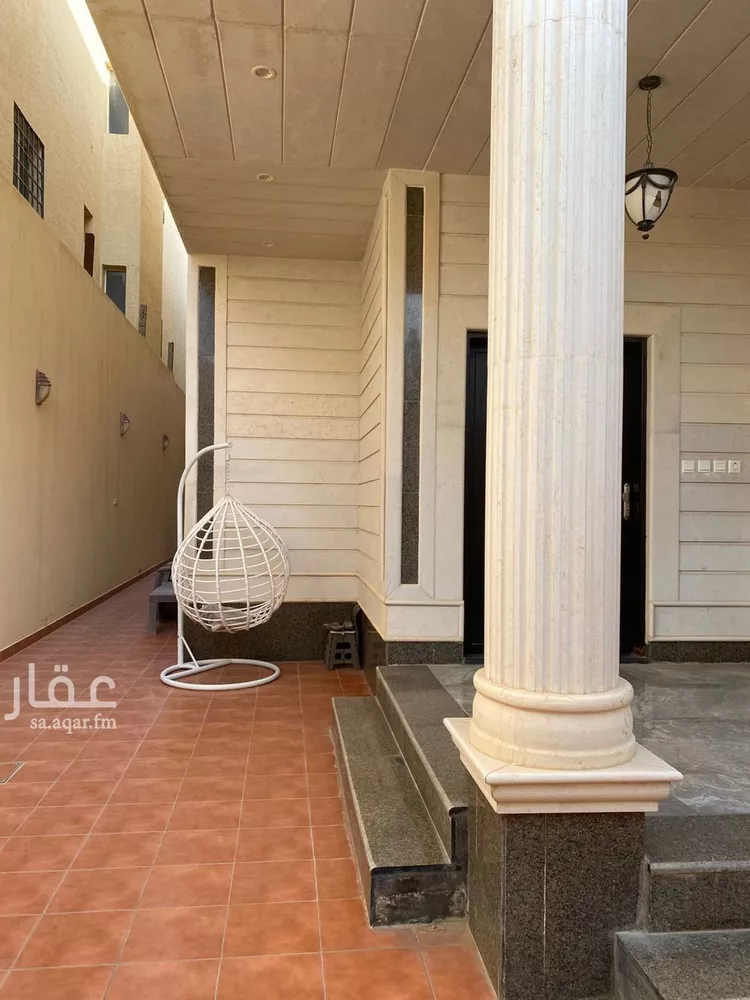 فيلا للبيع في شارع أبي بكر بن عبدالرحمن, حي العارض, مدينة الرياض, منطقة الرياض صورة 2