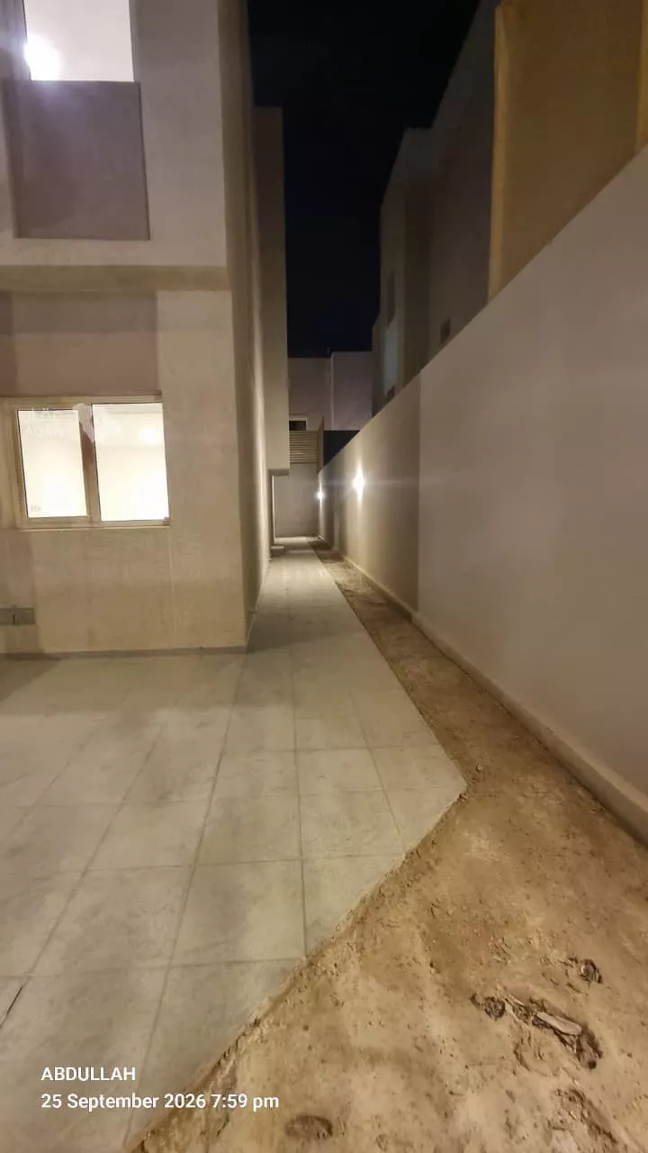 فيلا للبيع في شارع يزيد السلمي, حي مطار الملك خالد الدولي, مدينة الرياض, منطقة الرياض 2