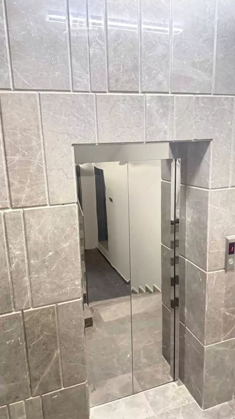 Floor for Rent in Riyadh An Narjis 8