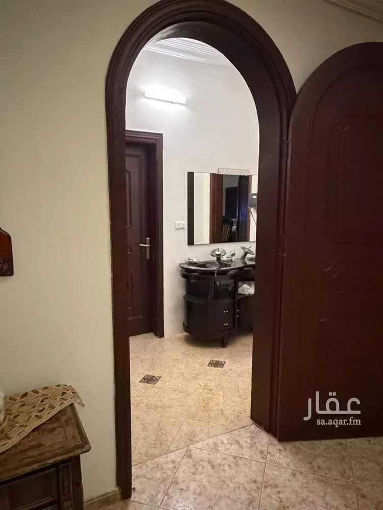 فيلا للبيع في شارع حبان بن منقذ ، حي المحمدية ، جدة ، جدة صورة 4