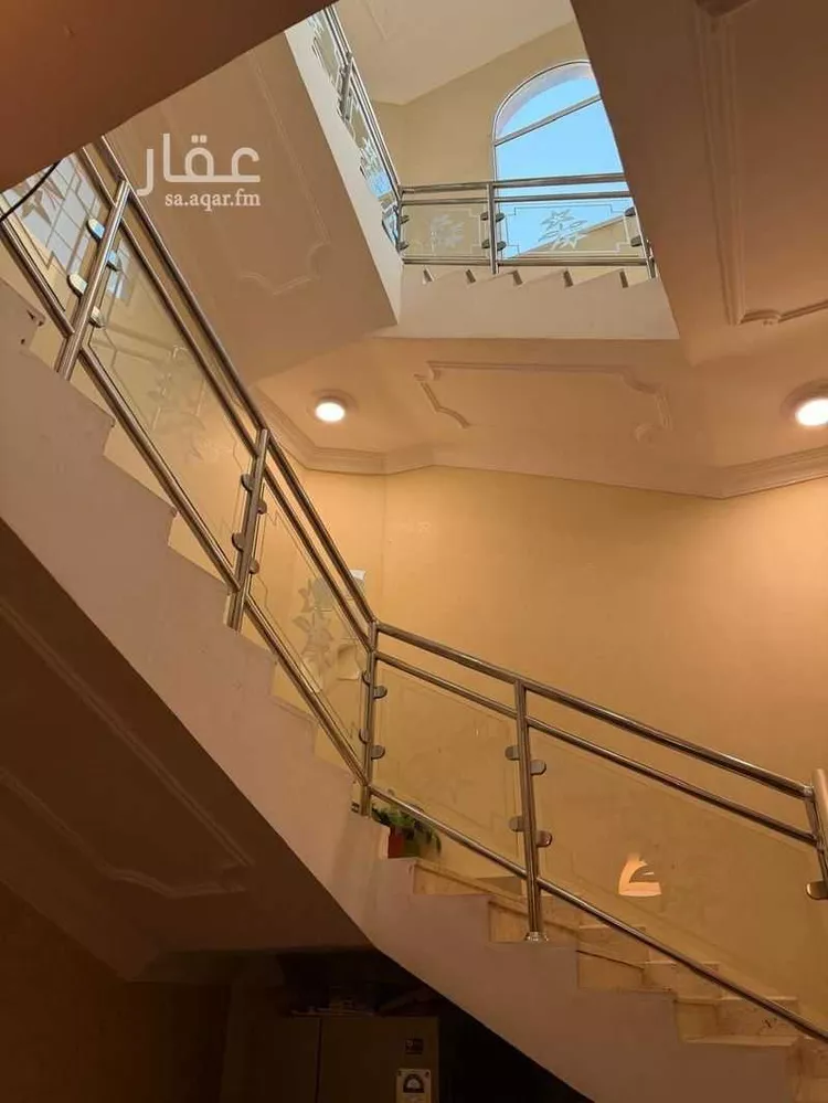 فيلا للبيع في شارع حبان بن منقذ ، حي المحمدية ، جدة ، جدة صورة 5
